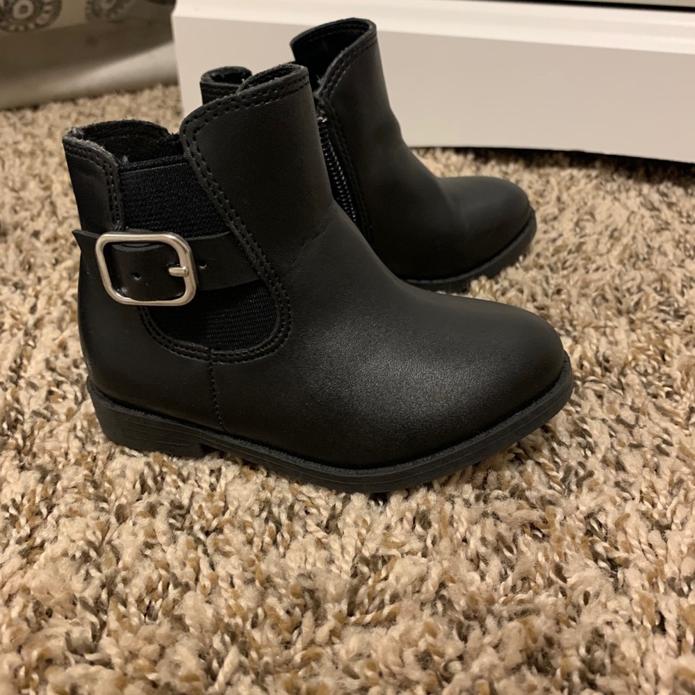 Toddler black booties